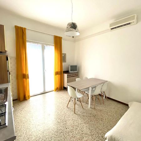 Euroresidence - Piazza Mazzini- 30 Mt Dal Mare - Immobil Relax Lido di Jesolo Bagian luar foto