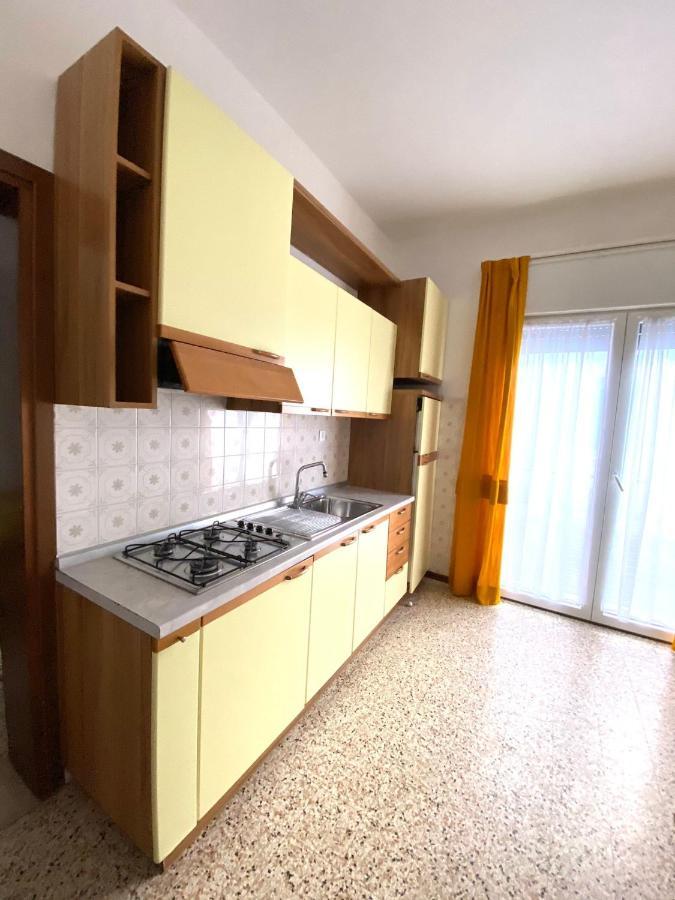 Euroresidence - Piazza Mazzini- 30 Mt Dal Mare - Immobil Relax Lido di Jesolo Bagian luar foto